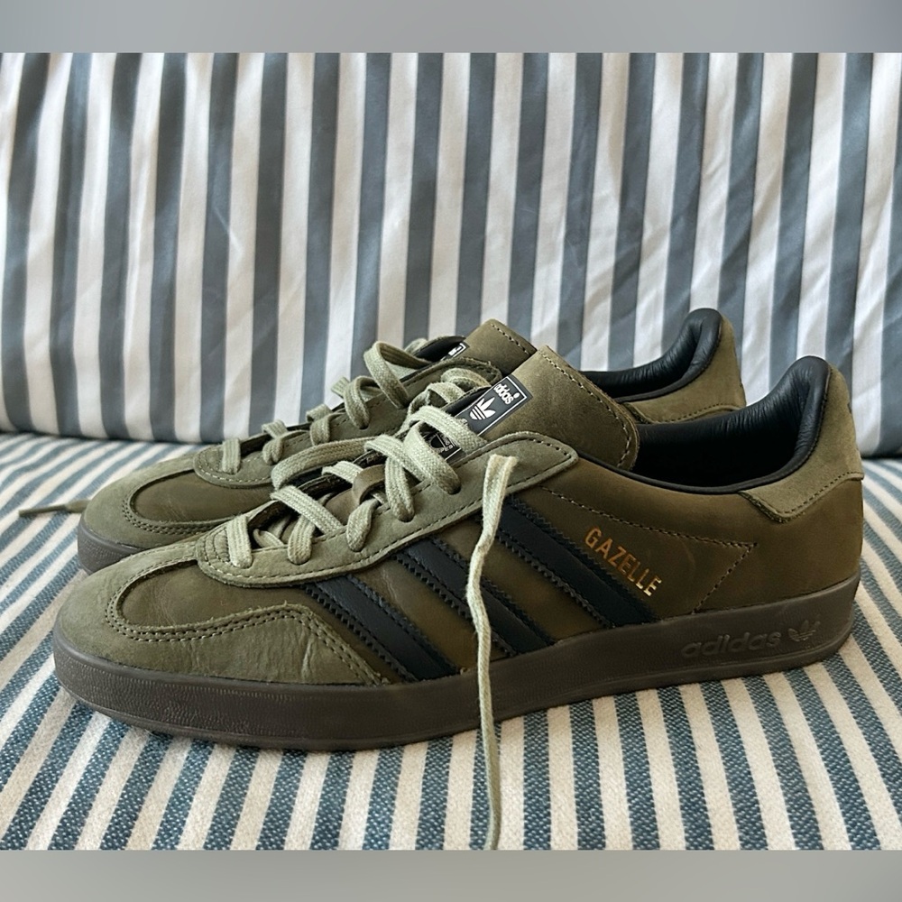 Adidas Gazelle olive Sneakers RARE